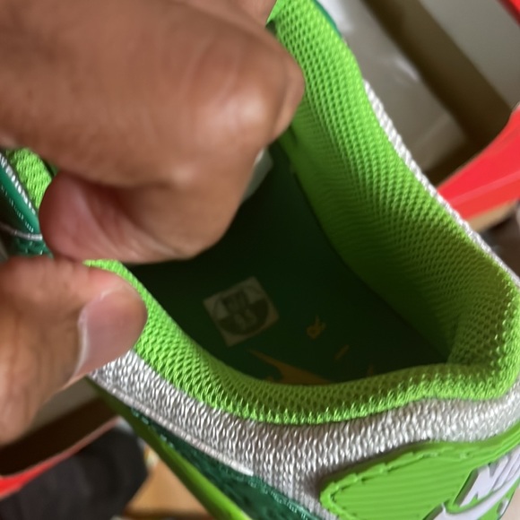 Nike Air Force 90 size 9.5 there green and white there 8/10 great condition - Picture 3 of 8